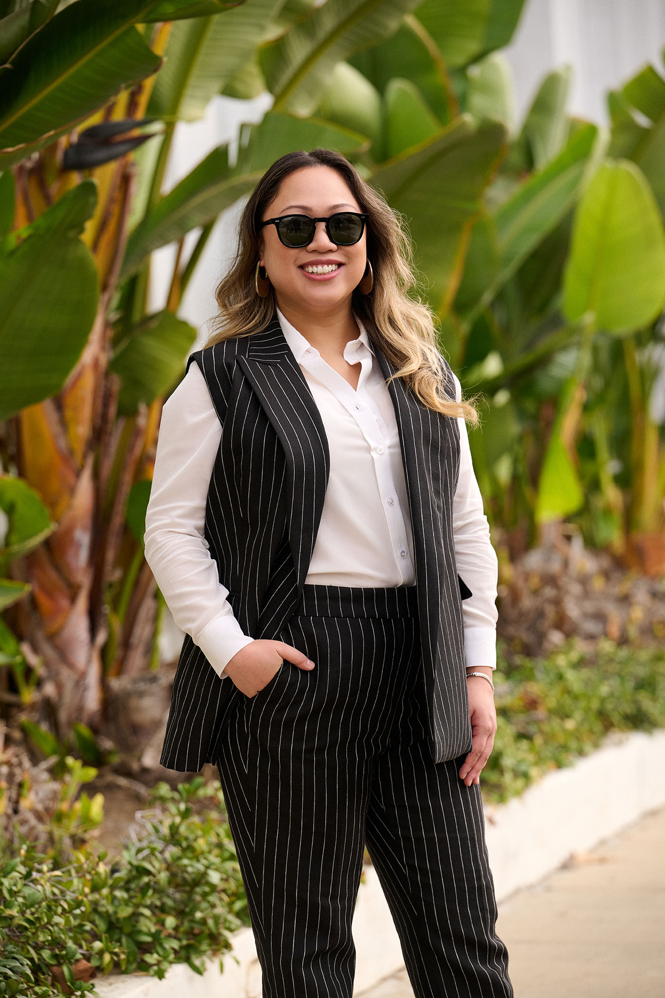 Black Stripe Crushed Linen Sleeveless Blazer