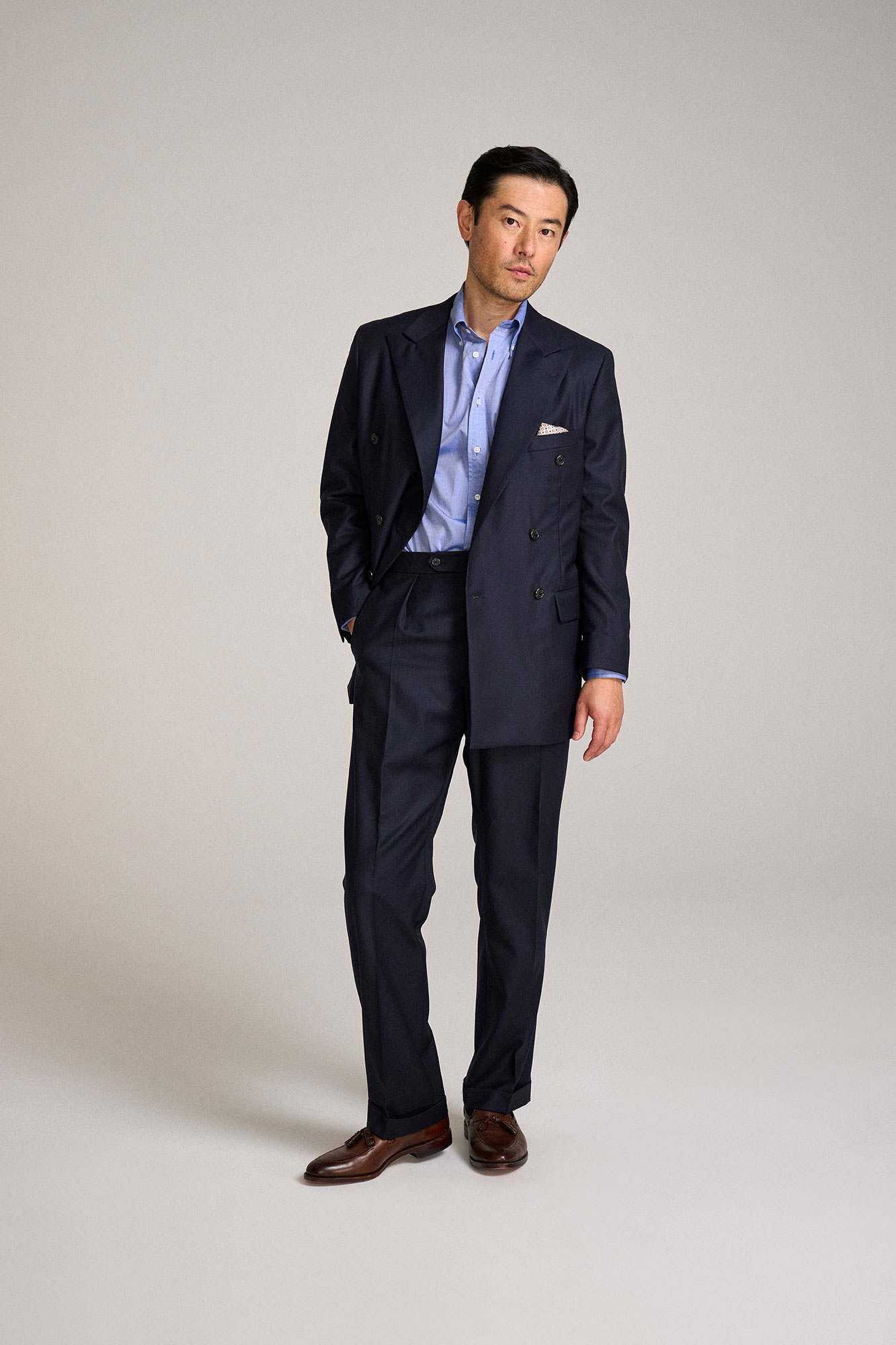 Double Breasted 100% Super 120s Wool Navy Suit